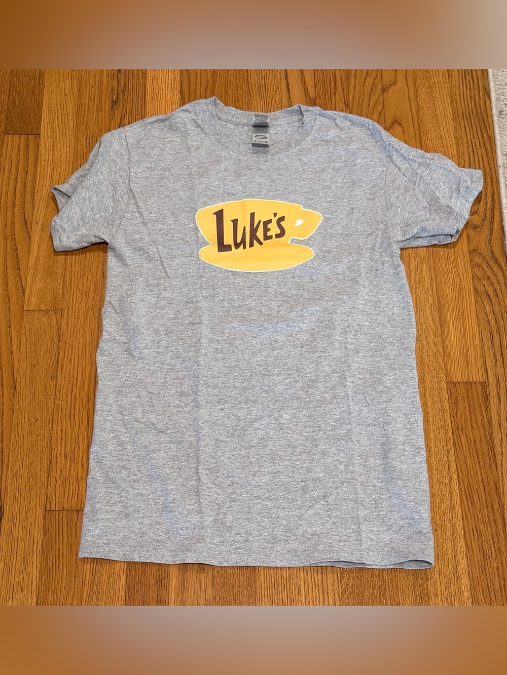 Gildan Gray Tee Gilmore Girls Luke’s Diner with Yellow Luke's Cup Logo Small